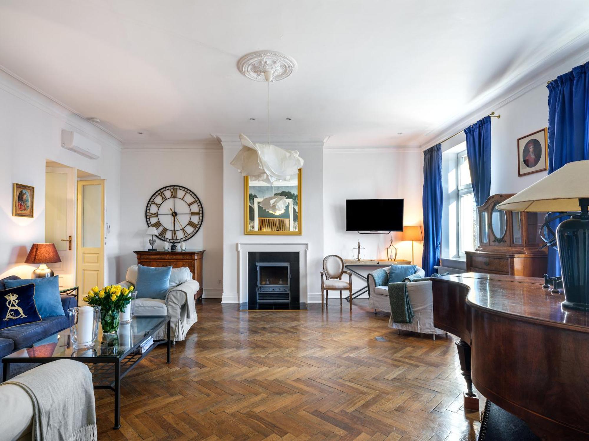 Tyzenhauz Apartments Podwale Street Krakow Luaran gambar